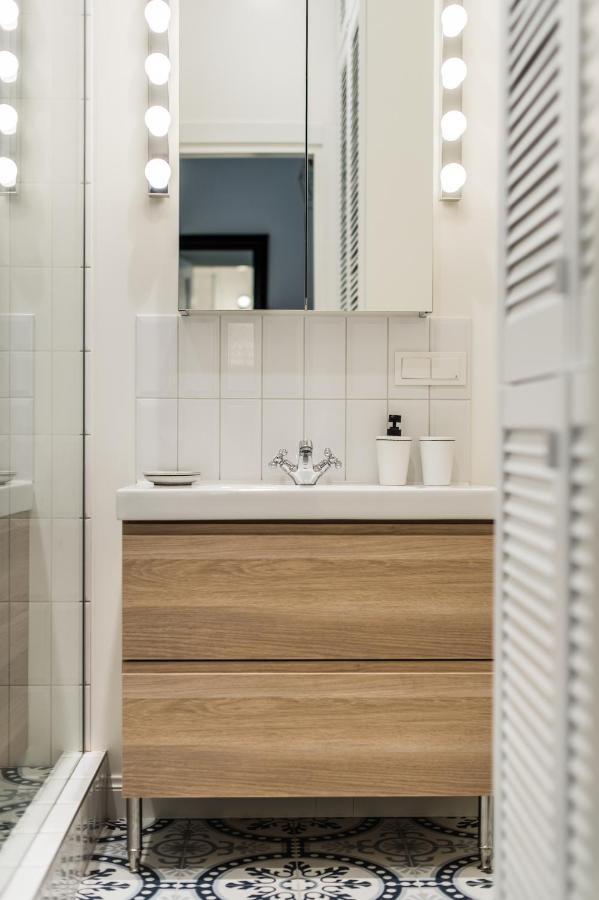 Stylish Apartment In The Heart Of Kaunas Old Town エクステリア 写真