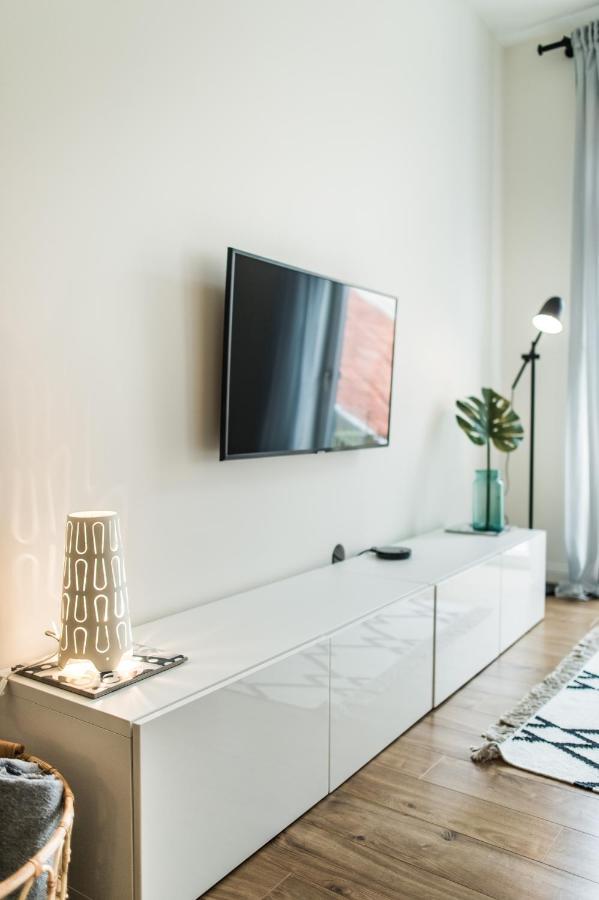 Stylish Apartment In The Heart Of Kaunas Old Town エクステリア 写真