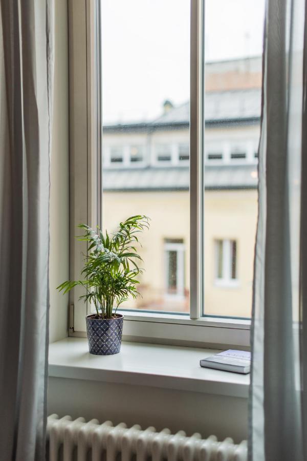 Stylish Apartment In The Heart Of Kaunas Old Town エクステリア 写真