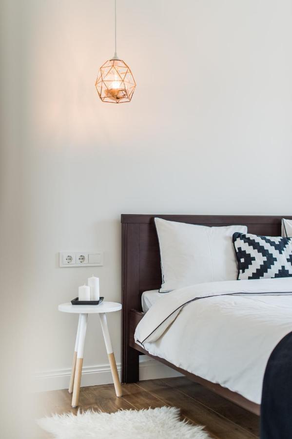 Stylish Apartment In The Heart Of Kaunas Old Town エクステリア 写真