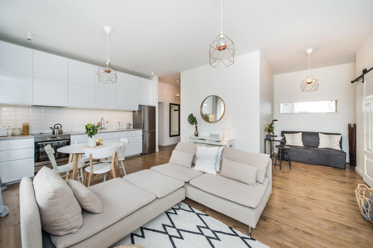 Stylish Apartment In The Heart Of Kaunas Old Town エクステリア 写真